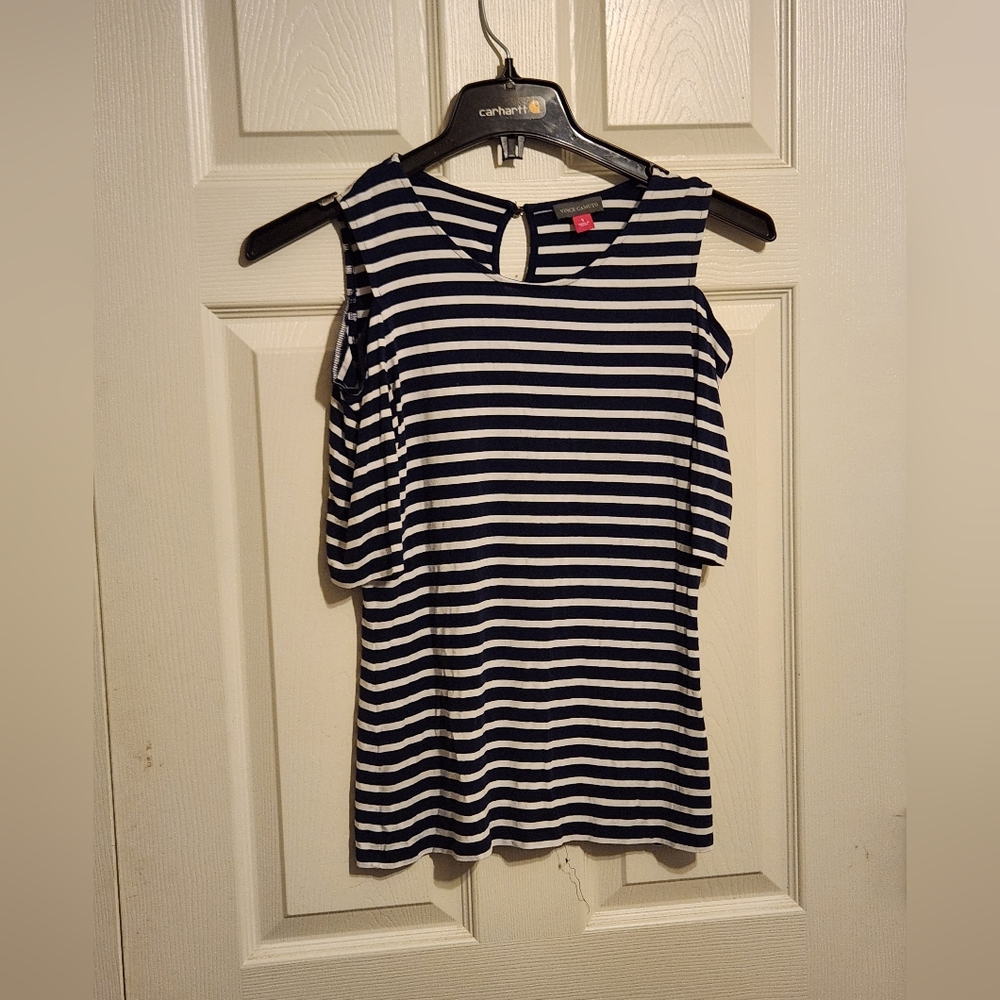 Vince Camuto Striped black and white Cold Shoulder Top Women's Small